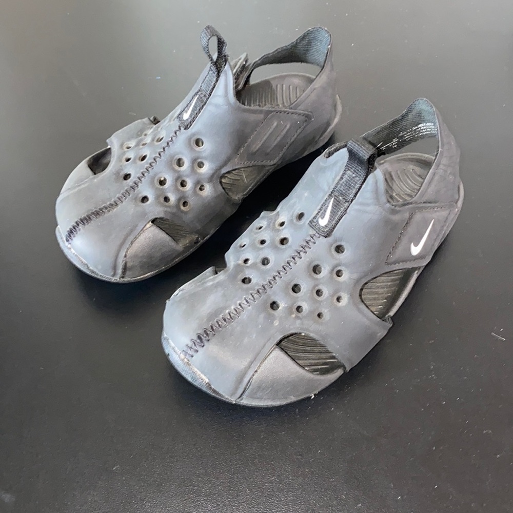 🌿Toddler Nike Sandals🌿